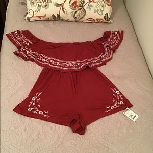 American Eagle off the shoulder romper